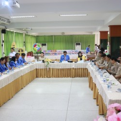 LINE_ALBUM_ประเมินโรงเรียนสีขาว_240517_49.jpg